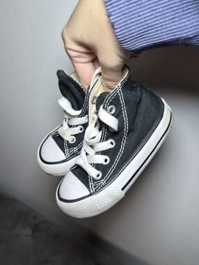 Black Converse Chucks Kids High-Top Sneakers 5 Baby Toddler